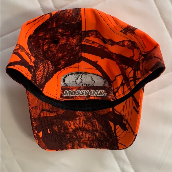 Mossy Oak Hat - Picture 2 of 5